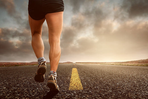 Douleur au Genou en Course à Pied : Conseils pour Ne Plus Souffrir
